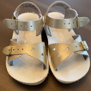 Good Sun Sands Sweetheart sandals